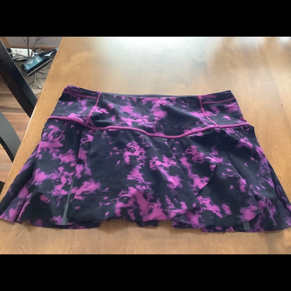 Lululemon Hit Your Stride skirt, size 8 regular.